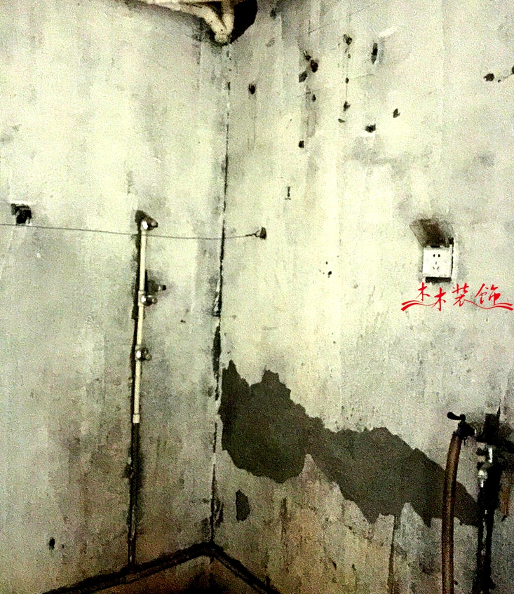  成都木木装修队墙面铲除施工现场 装修现场